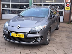 Renault Mégane Estate - 1.2 TCe Bose/Trekhaak/Navi/Winterbanden+velg