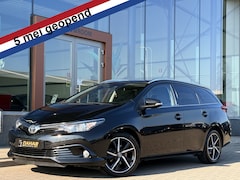 Toyota Auris - 1.2 T | Cruise | Stoelverwarming | Lane Assist | Bluetooth | Navigatie | Achteruitrijcamer