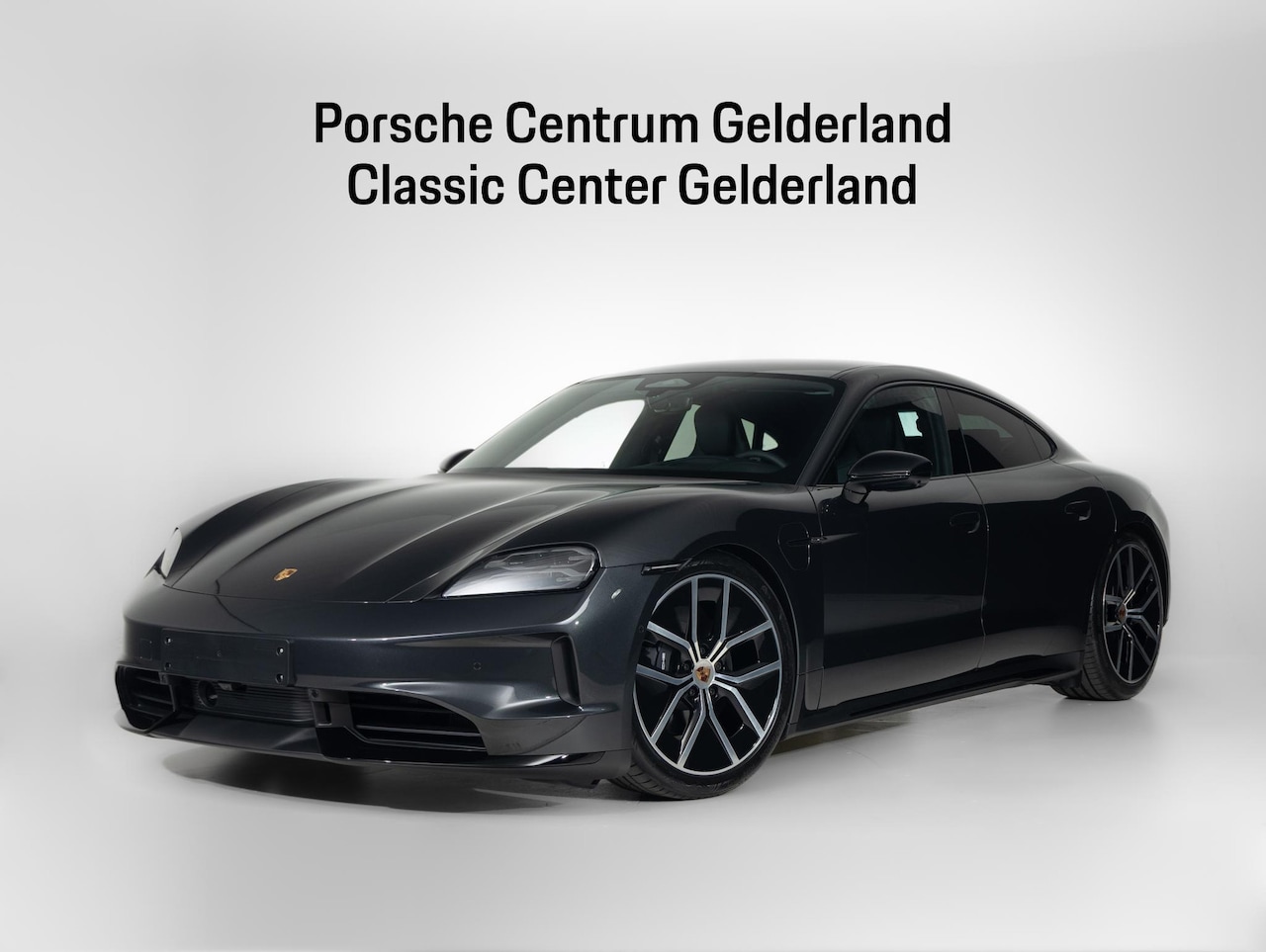 Porsche Taycan - Black Edition - AutoWereld.nl