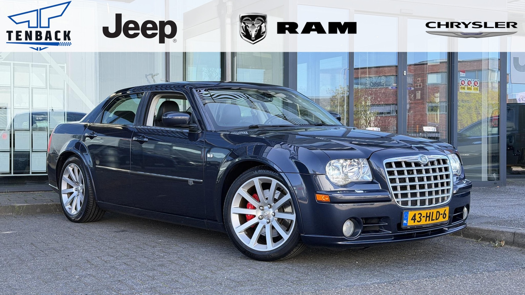 Chrysler 300C - 6.1 V8 HEMI SRT-8 Origineel Nederland | NAP | - AutoWereld.nl