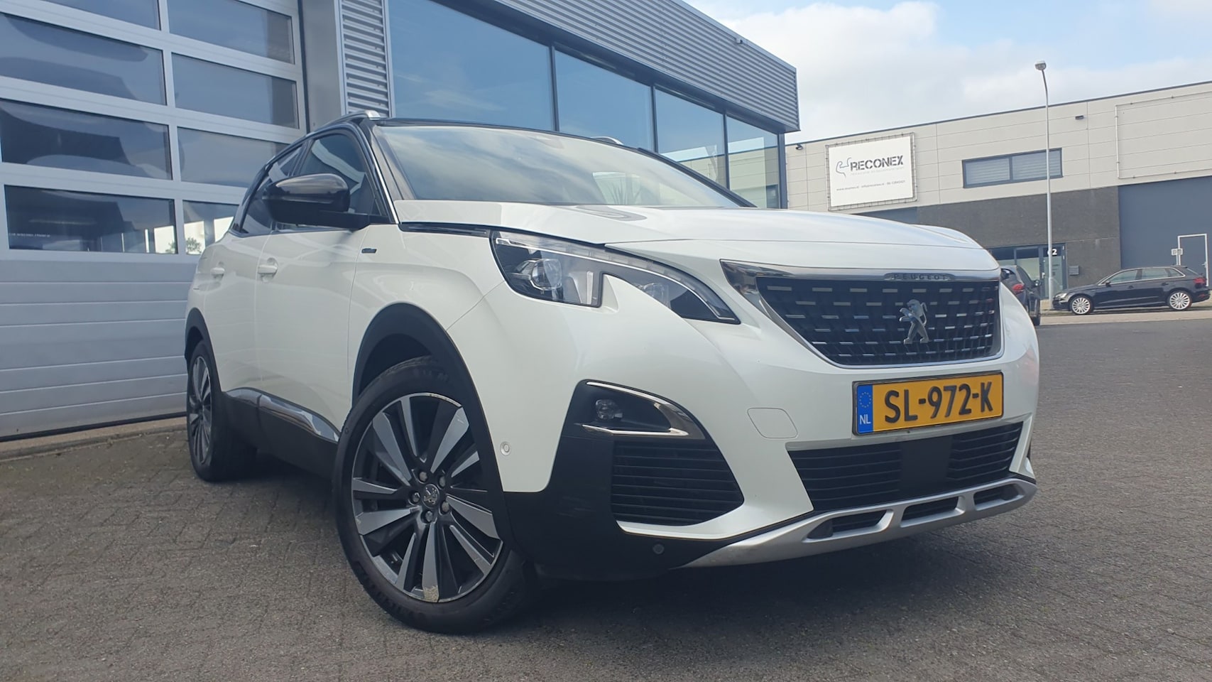 Peugeot 3008 - 1.2 PureTech GT Line 1.2 PureTech GT Line - AutoWereld.nl