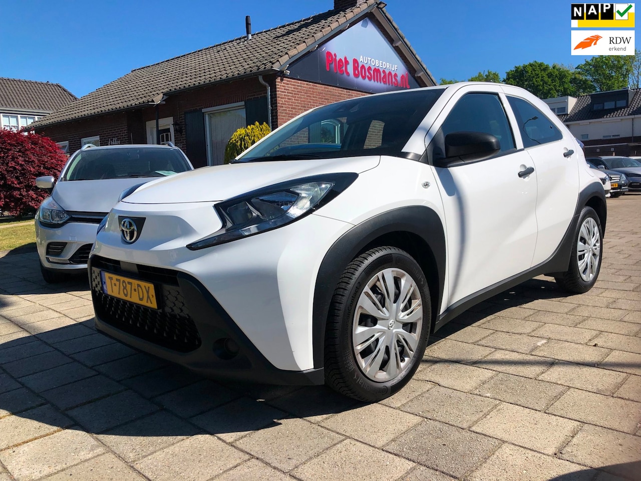 Toyota Aygo X - 1.0 VVT-i MT 1.0 VVT-i MT - AutoWereld.nl