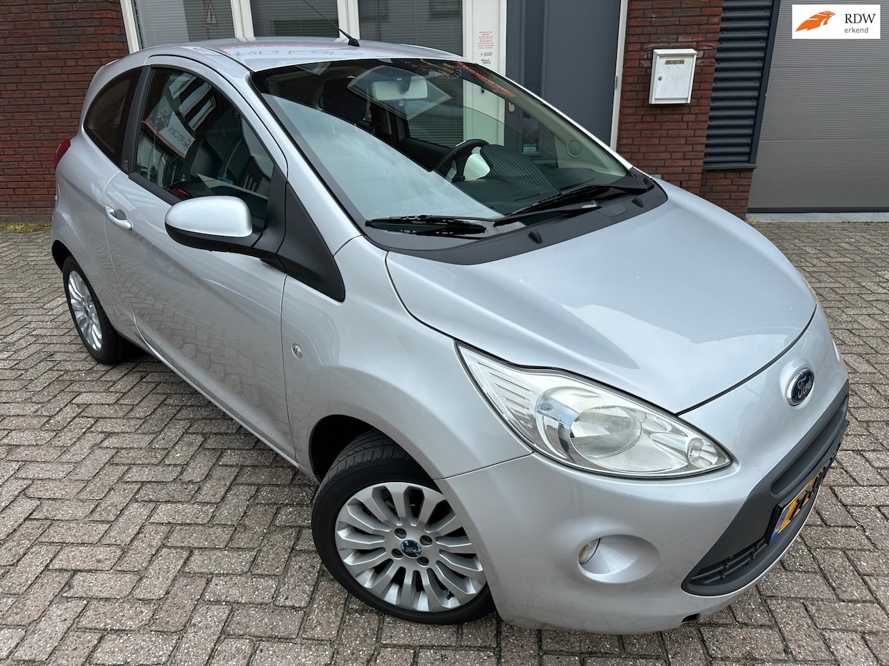 Ford Ka - 1.2 Titanium / Airco / LM / NAP - AutoWereld.nl