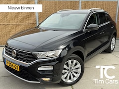 Volkswagen T-Roc - 1.5 TSI Style Business Automaat | Climate control | Cruise control adaptief | Navigatiesys