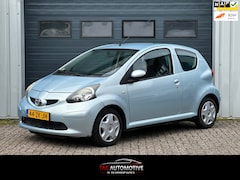 Toyota Aygo - 1.0-12V + AUTOMAAT / NAP / NIEUWE APK