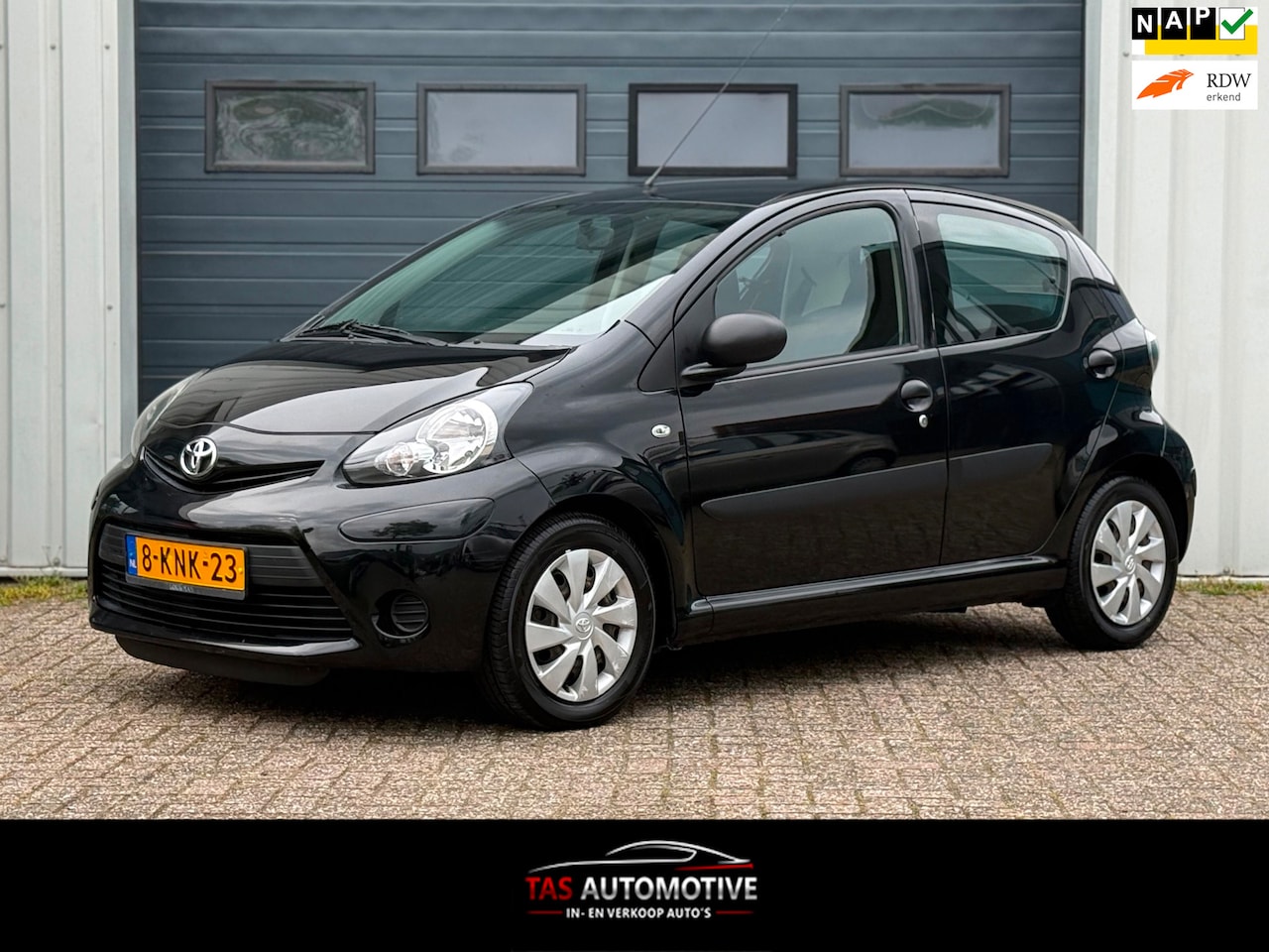 Toyota Aygo - 1.0 VVT-i Comfort 1e EIG / AIRCO / NAP / NW APK - AutoWereld.nl