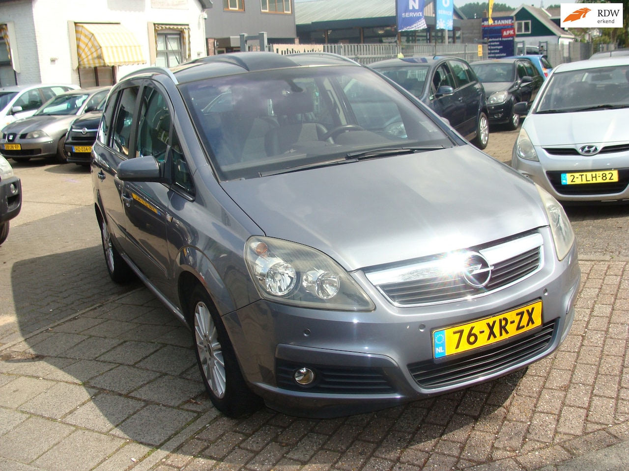 Opel Zafira - 1.8 Executive 7 pers airco elek pak nap apk - AutoWereld.nl