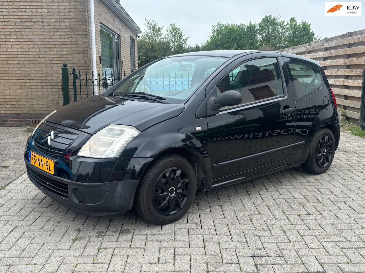Citroën C2 - 1.1i Ligne Prestige lange apk ! gewoon goedkoop ! - AutoWereld.nl