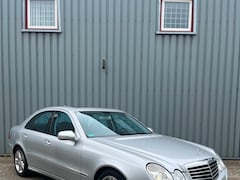 Mercedes-Benz E-klasse - 200 K. Classic zeer nette auto
