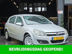Opel Astra - 1.4 Essentia Airco|Cruise|5DRS|El. Ramen|APK