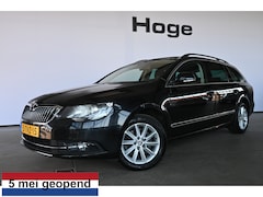 Skoda Superb Combi - 1.8 TSI Ambition Automaat Clima Navigatie Cruise Control Trekhaak Inruil Mogelijk