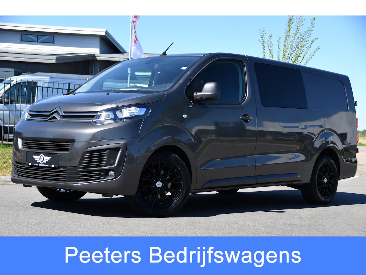 Citroën Jumpy - 2.0 BlueHDI 120 L3 PB Edition Cruise, Carplay, Sensoren, 120pk, Automaat, Multimedia, Trek - AutoWereld.nl