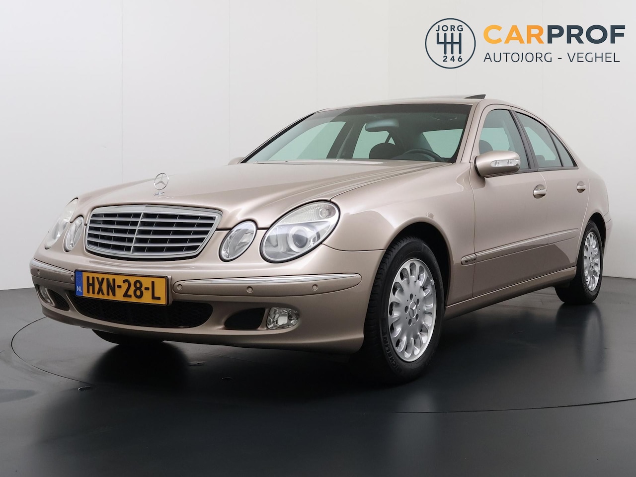 Mercedes-Benz E-klasse - 240 Classic Schuifdak Trekhaak - AutoWereld.nl