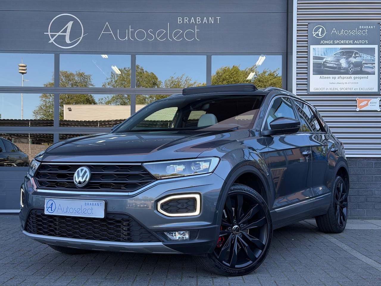 Volkswagen T-Roc - 2.0 TSI 4Motion Sport Pano Navi Camera - AutoWereld.nl