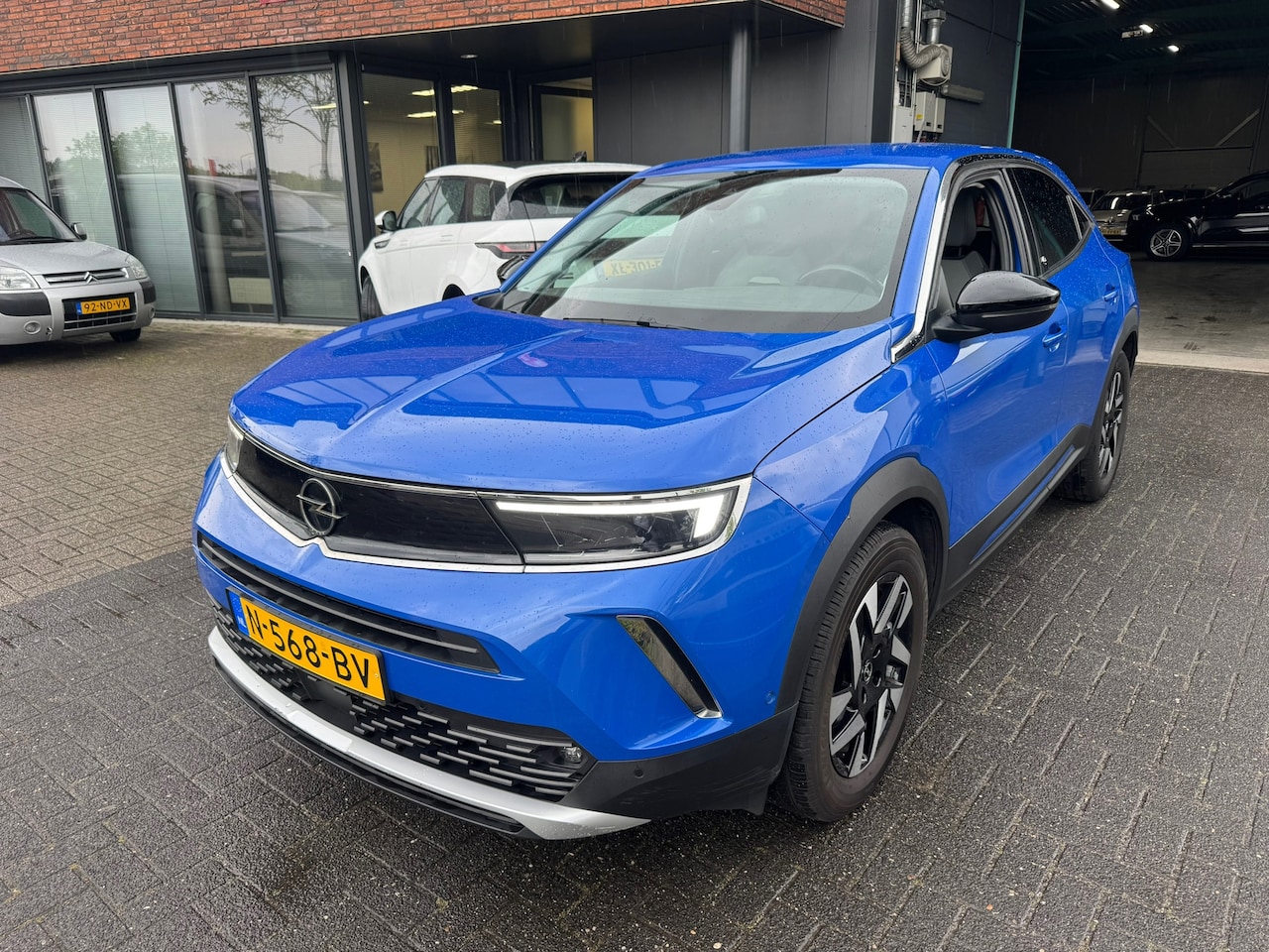 Opel Mokka-e - Business Elegance 50-kWh STOELVERW ACC LED 360 CAMERA VOL ORIG NL NAP - AutoWereld.nl