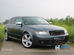 Audi A4 Avant - 4.2 V8 quattro S4