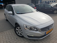 Volvo V60 - 1.6 T3 Kinetic