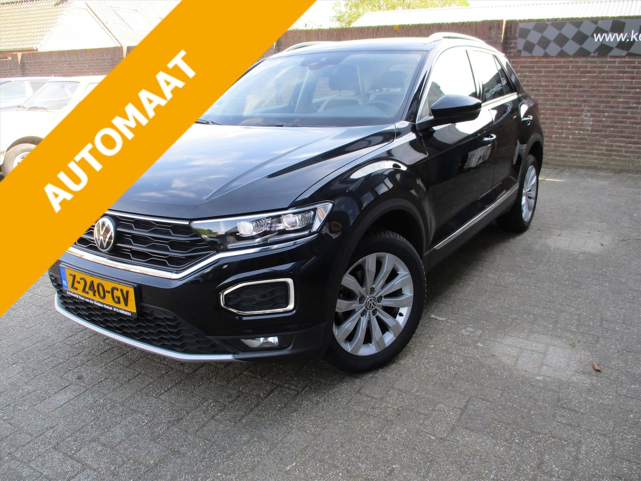 Volkswagen T-Roc - 1.5 TSI 150pk 7-DSG Sport Virtual/Navi/ACC/Stoelver/Climate/Stuurwielver/Trekhaak - AutoWereld.nl