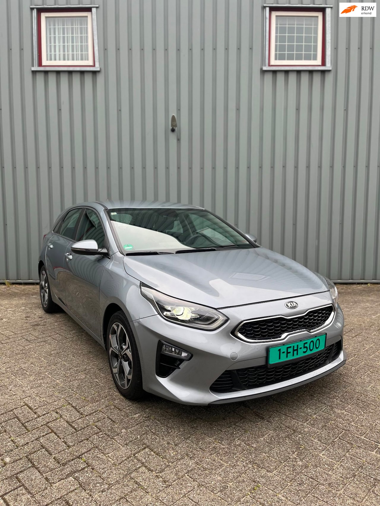 Kia Cee'd - Ceed 1.4 T-GDi ExecutiveLine/lage km/JBL/LEES TEKST - AutoWereld.nl