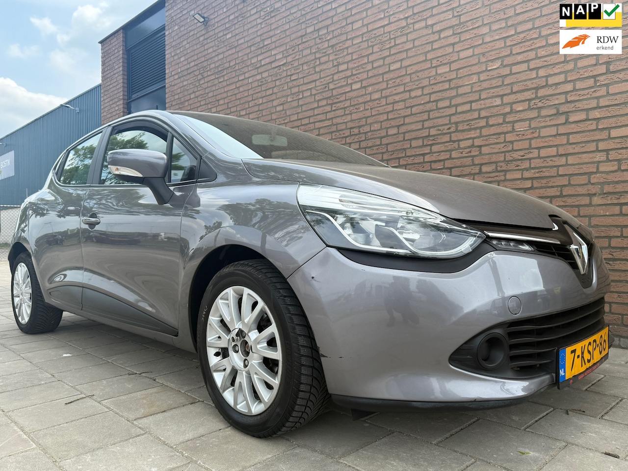 Renault Clio - 0.9 TCe Expression 0.9 TCe Expression - AutoWereld.nl