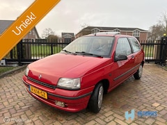 Renault Clio - 1.4 RN UNIEK EXEMPLAAR GEEN 2DE VAN