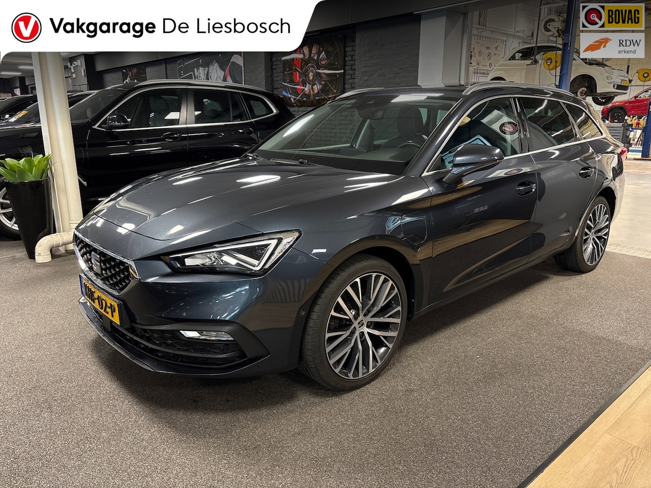 SEAT Leon Sportstourer - 1.4 TSI eHybrid PHEV FR Xcellence/pano/camera/apple CarPlay/memory - AutoWereld.nl