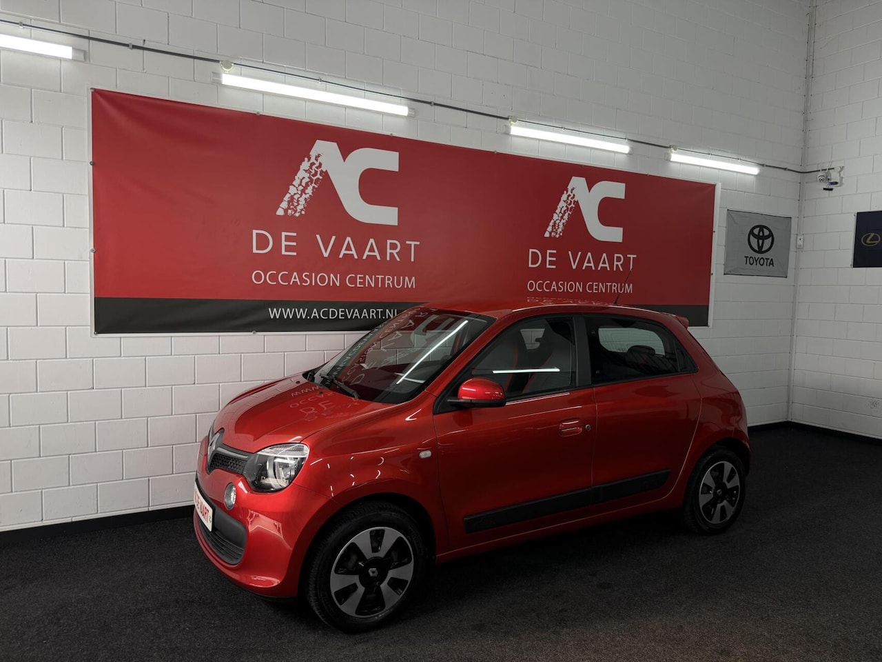 Renault Twingo - 1.0 SCe Expression - TOPSTAAT/AIRCO/LED/NAP - AutoWereld.nl
