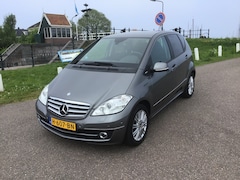 Mercedes-Benz A-klasse - 180 Avantgarde Automaat/half leer/parkeersensoren v+a/bj2011/automaat