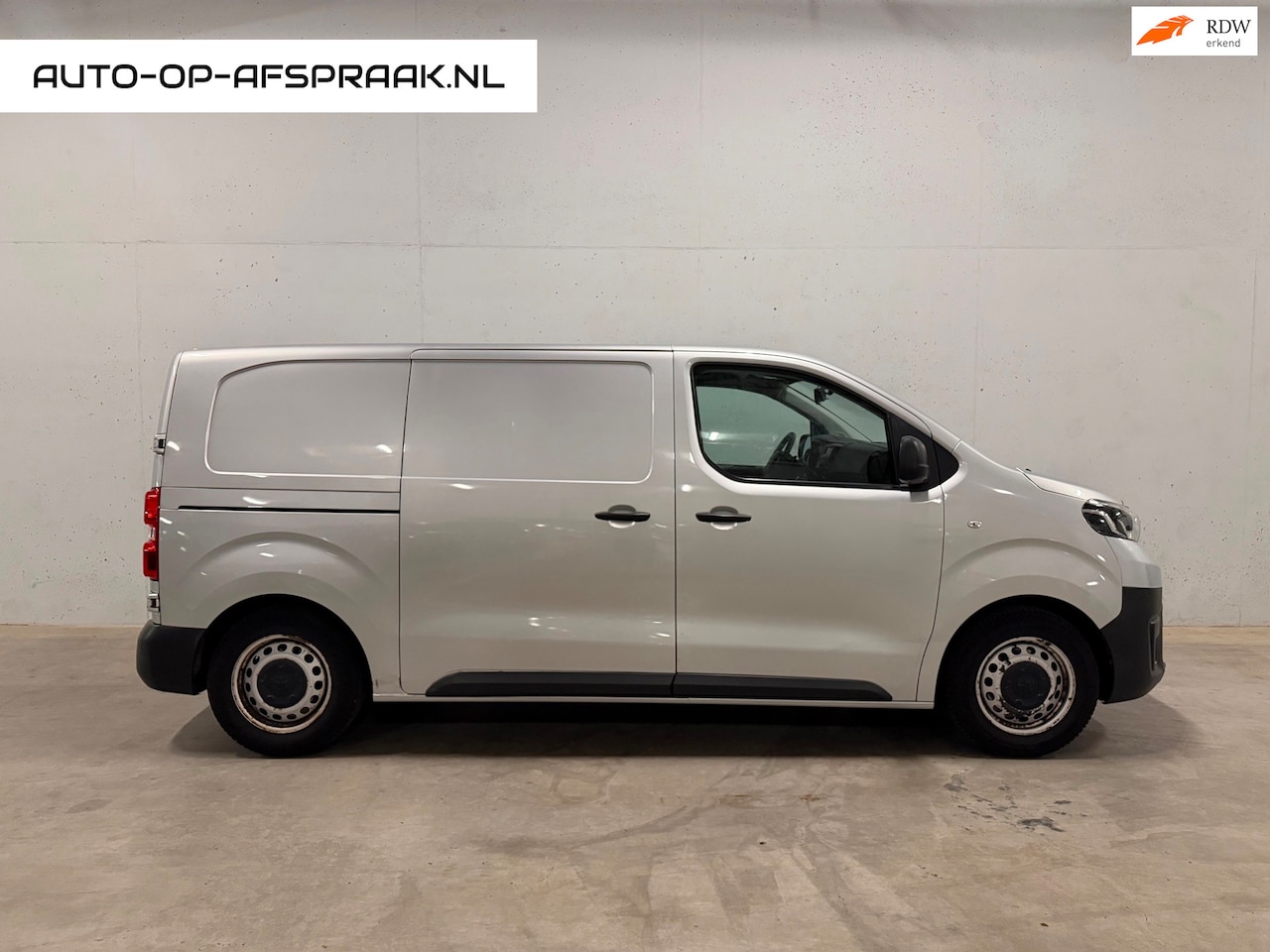 Toyota ProAce Worker - 1.6 D-4D Rolstoel Lift Elec. Automaat - AutoWereld.nl