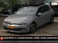 Volkswagen Golf - 1.5 eTSI Style PANO-DAK NL-AUTO NAP