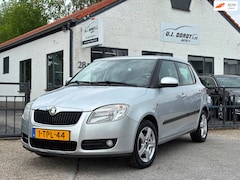 Skoda Fabia - 1.2-12V Ambition Business Line airco netjes