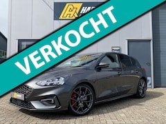 Ford Focus - - 2.3 EcoBoost ST-3 | B&O | Dealer. ondh | PDC | LED