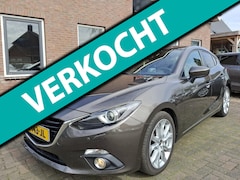 Mazda 3 - 3 2.0 GT-M. Dealer onderhouden en zeer luxe O.a. leder, stoelverw, navigatie, pdc, afn.tre