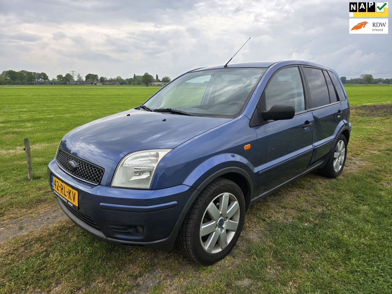 Ford Fusion - 1.6-16V Futura|Nieuwe APK|Inruilkoopje|Trekhaak - AutoWereld.nl