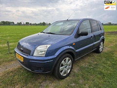 Ford Fusion - 1.6-16V Futura|Nieuwe APK|Inruilkoopje|Trekhaak