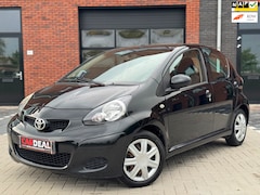Toyota Aygo - 1.0-12V Comfort 2011| 5DRS|AIRCO|NAVI|1EIG|NAP