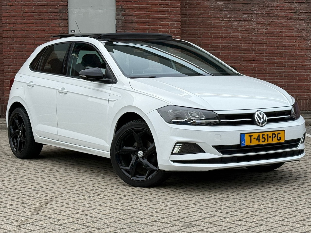 Volkswagen Polo - 1.0 TSI Beats|AUTOMAAT|PANO|CLIMA|CRUISE - AutoWereld.nl