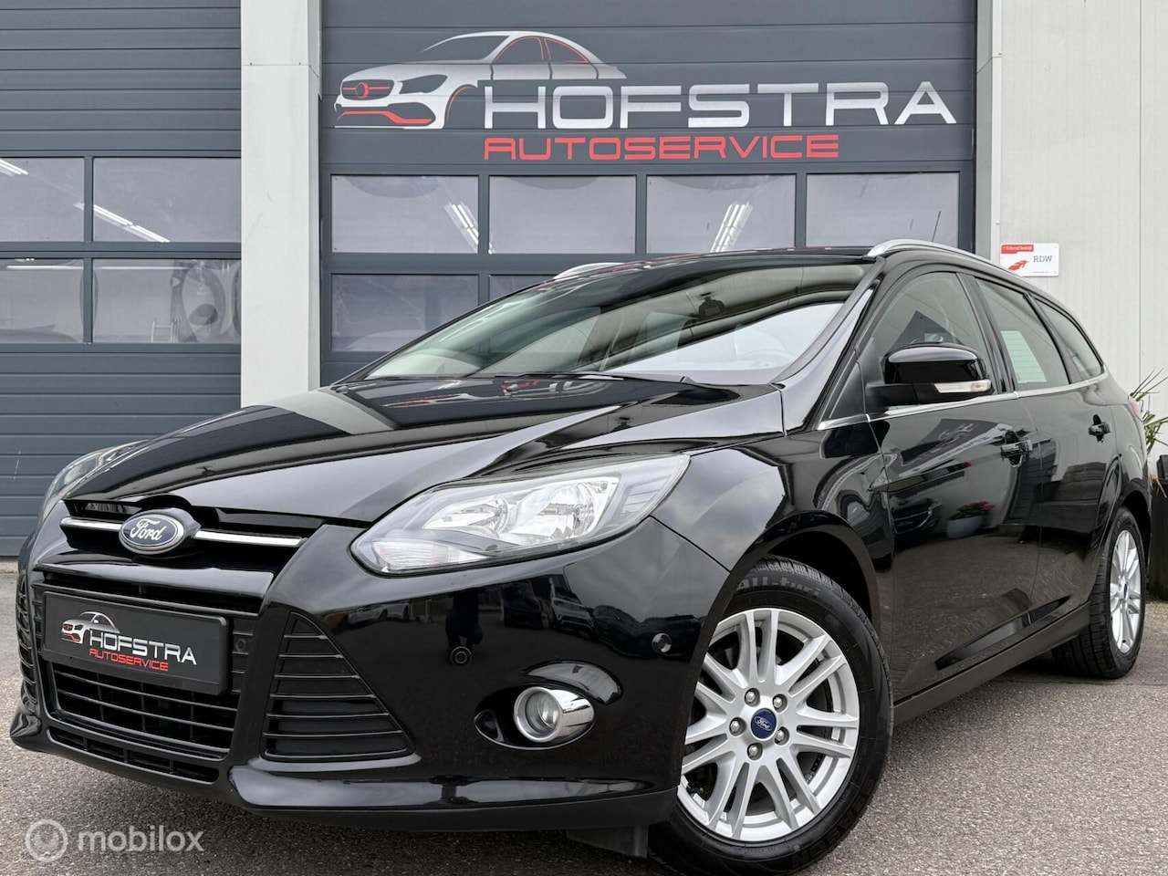 Ford Focus Wagon - 1.0 EcoBoost Edition Plus Trekhk D-riem VV - AutoWereld.nl