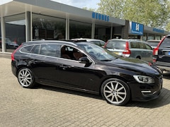 Volvo V60 - 3.0 T6 330pk Heico AWD Summum Standkachel ACC Keyless DAB