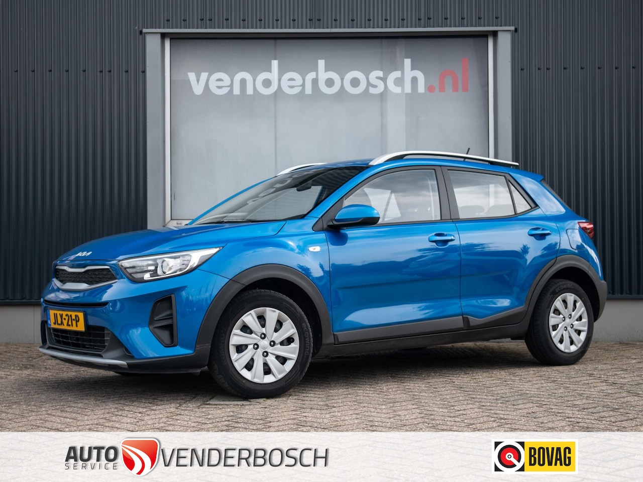 Kia Stonic - 1.2 MPi EconomyLine 84pk | Apple CarPlay | PDC | Airco | DAB Radio - AutoWereld.nl