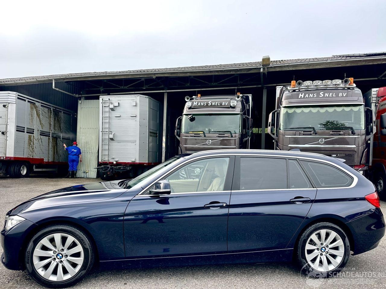 BMW 3-serie Touring - 320i 184pk 8-traps aut High Executive - AutoWereld.nl