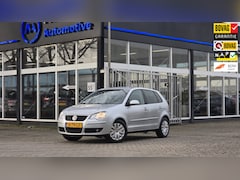 Volkswagen Polo - 1.4-16V Comfortline 5Drs Airco Zuinig NWE APK en Betrouwbaar rijden