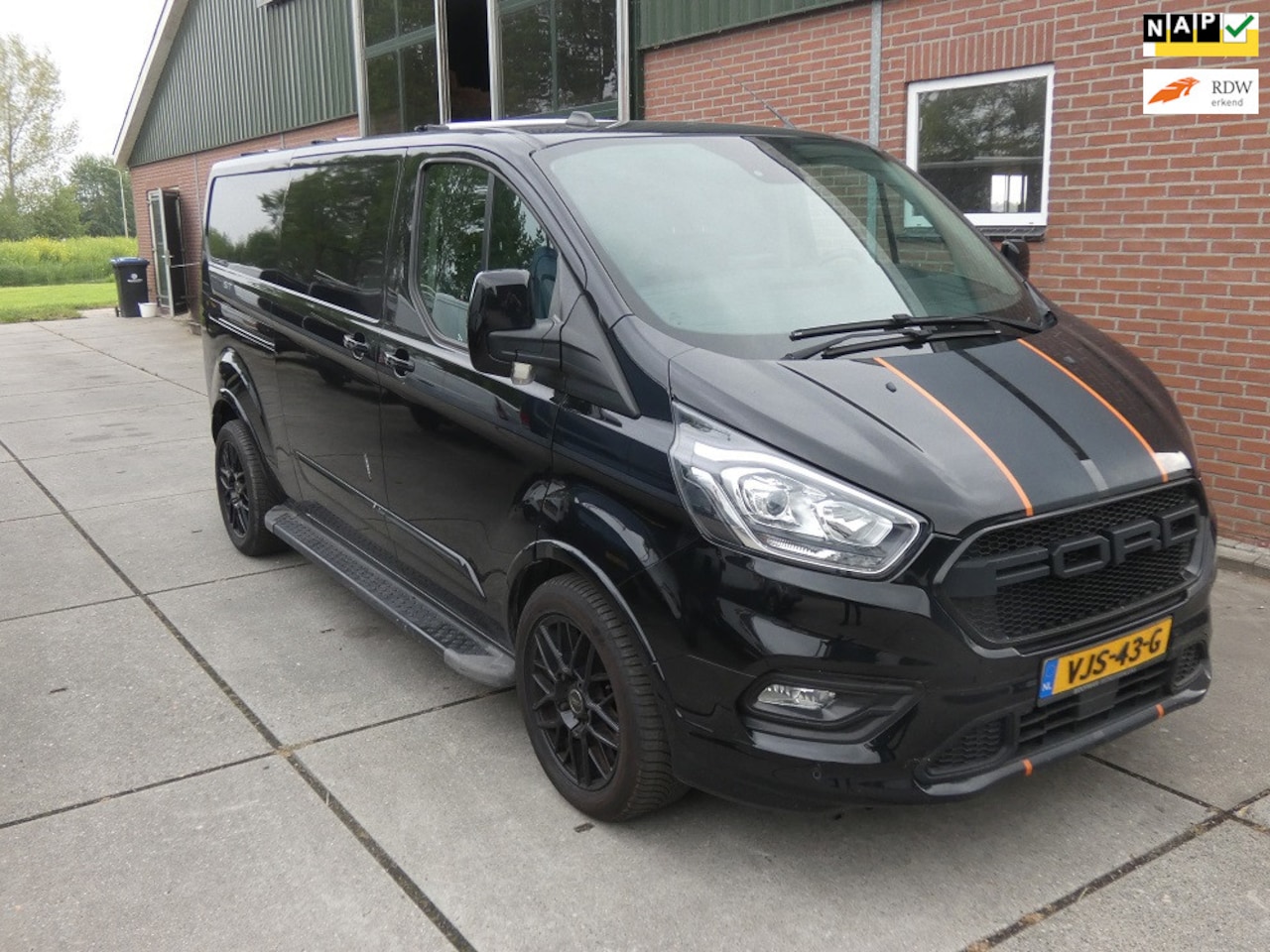 Ford Transit Custom - 320 2.0 TDCI L2H1 Sport* navi/cam*xenon* - AutoWereld.nl
