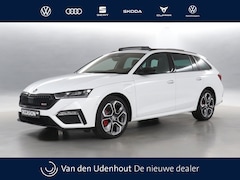 Skoda Octavia Combi - 1.4 TSI RS iV 245pk PHEV Business / Panoramadak / Trekhaak / Head Up / Memory