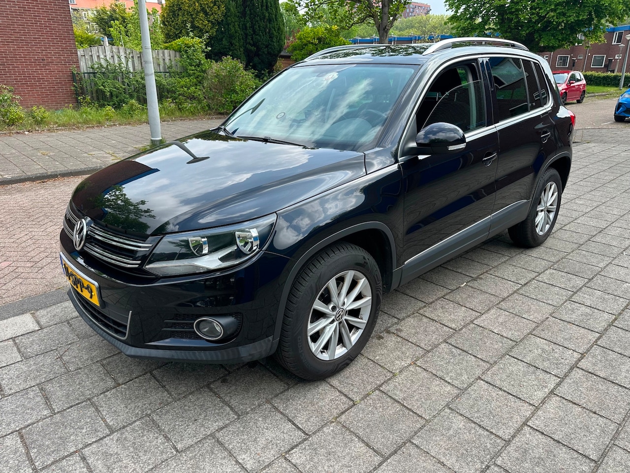 Volkswagen Tiguan - 1.4 TSI Sport&Style - AutoWereld.nl