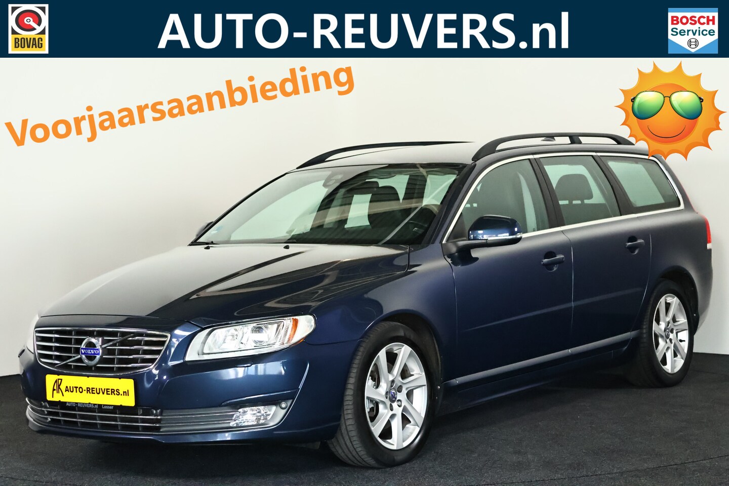 Volvo V70 - 2.0 D4 Nordic / Xenon / Leder / Navi / Trekhaak - AutoWereld.nl