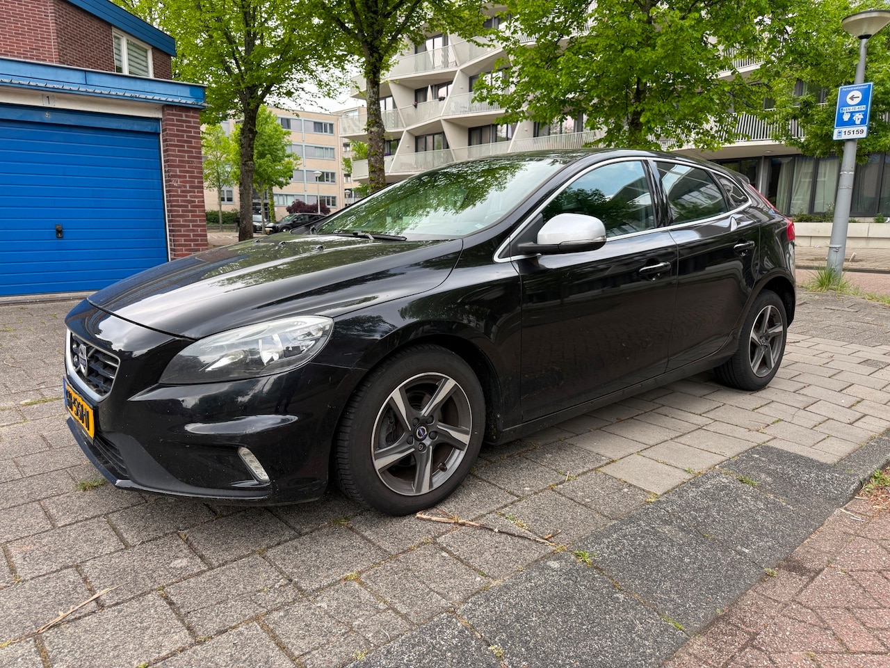 Volvo V40 - 2.0 D2 Summum Business 2.0 D2 Summum Business - AutoWereld.nl