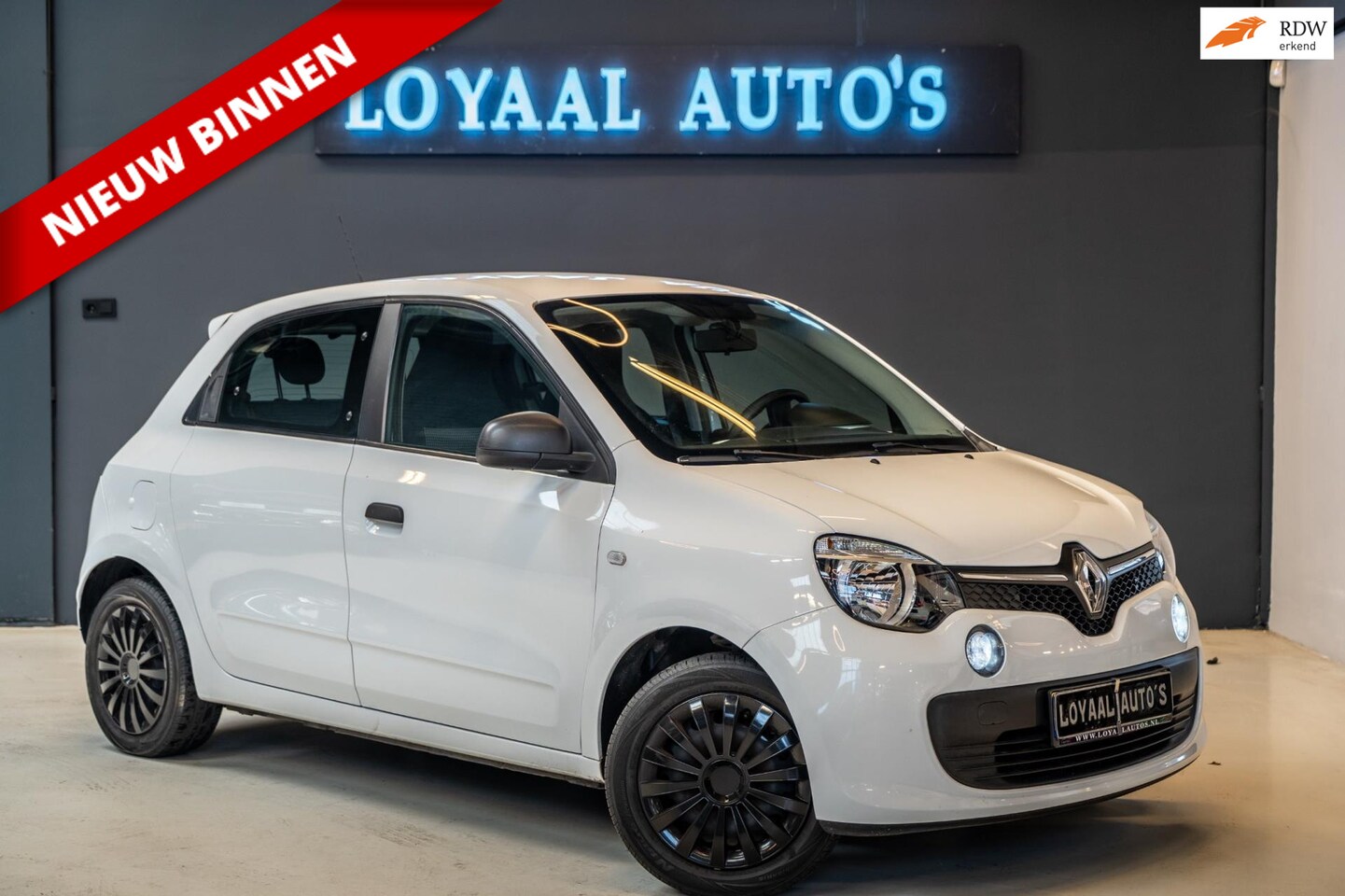 Renault Twingo - 1.0 SCe Authentique | AIRCO | CRUISE | PDC | APK. - AutoWereld.nl