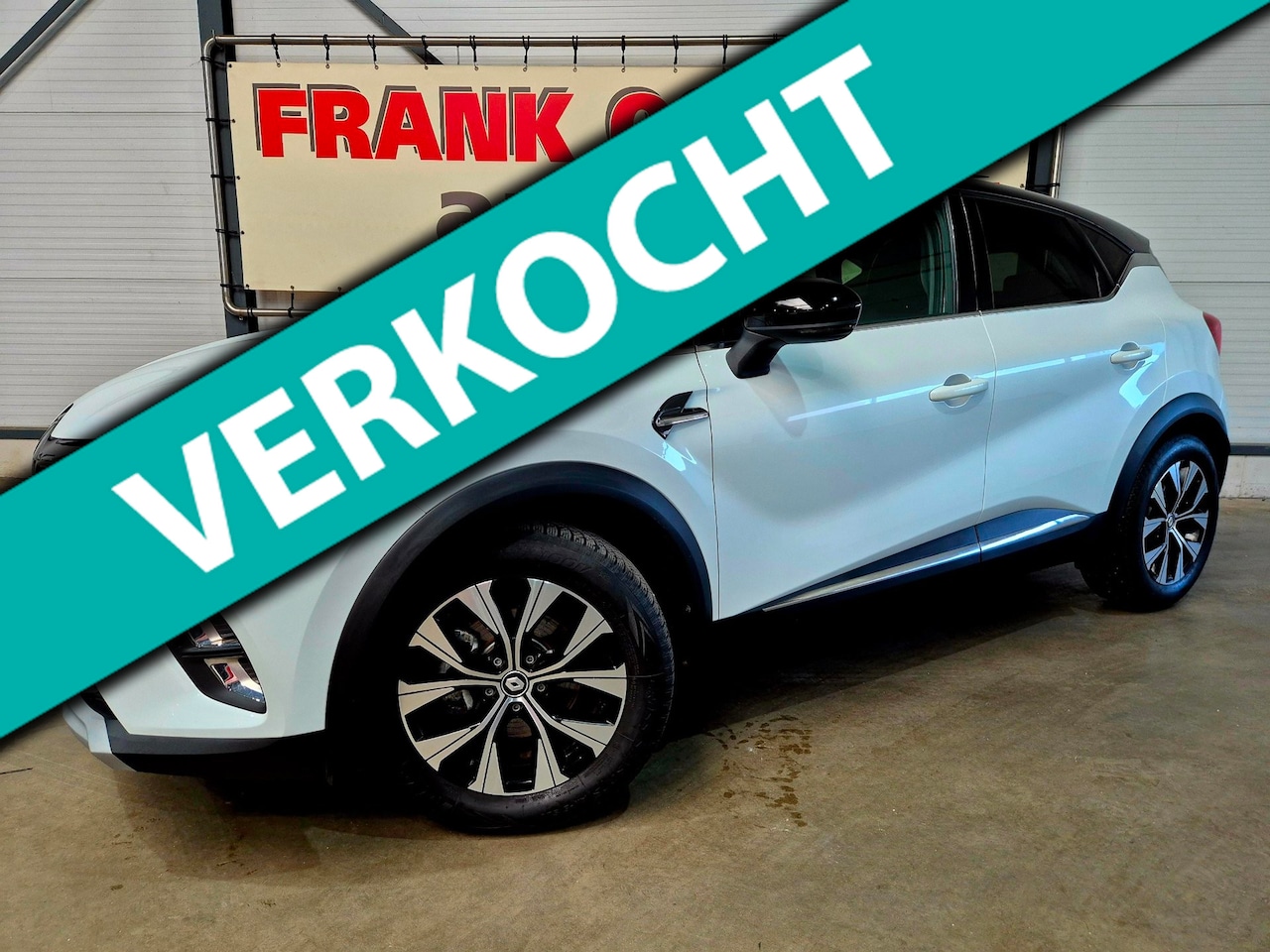 Renault Captur - 1.6 E-Tech Hybrid 145 Intens + Panorama|Parelmoer|Keyless|LED|Navi|Apple|Android|Camera|Cl - AutoWereld.nl