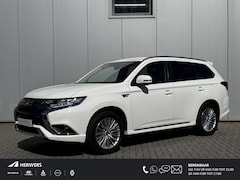 Mitsubishi Outlander - 2.4 PHEV Intense+ Afneembare Trekhaak / Trekgewicht 1.500 KG / Stoelverwarming / Achteruit